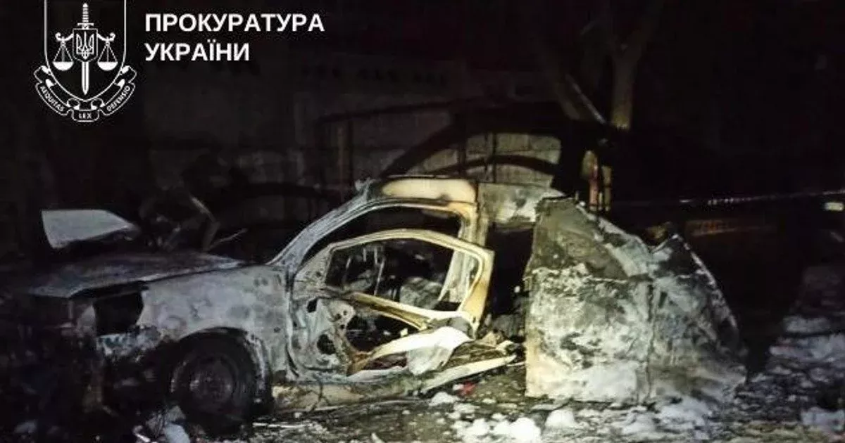 У Києві затримали чоловіка, який підпалював авто військових на замовлення.