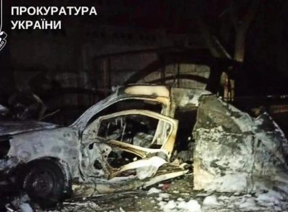 У Києві затримали чоловіка, який підпалював авто військових на замовлення.