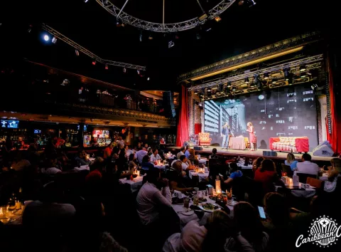 Святковий джаз, триб’юти рок-легенд й українська естрада 60–80-х: грудень у Caribbean Club і Pepper’s Club