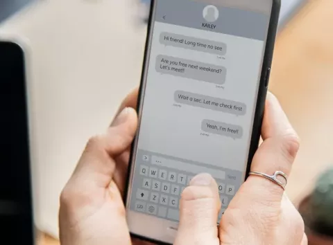 Повідомлення, що коштувало статку: як шахраї в WhatsApp ошукали жінку на 160 тисяч доларів.