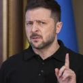 Зеленський увійшов до топ-2 найпопулярніших іноземних політиків у Польщі: хто ще у списку