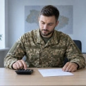 Із зарплати військових у 2026 році утримують 23% податків: роз’яснення Міноборони