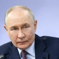 «Ледве не плакали»: путін визнав, що санкції боляче вдарили по росії — і назвав їх «дурістю»