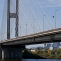 Росія знову пошкодила Південний міст: які станції метро в Києві закриті