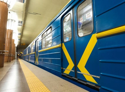 Метро Києва купує світлофори за мільйон гривень