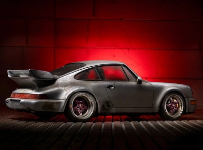 Покритий шаром бруду Porsche 911 90-х продали на аукціоні за $4,7 млн (фото)