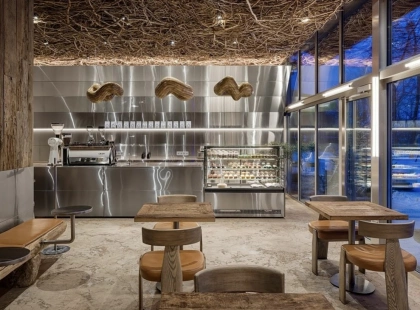 Не просто кава: 4 українські кав’ярні з незвичним декором