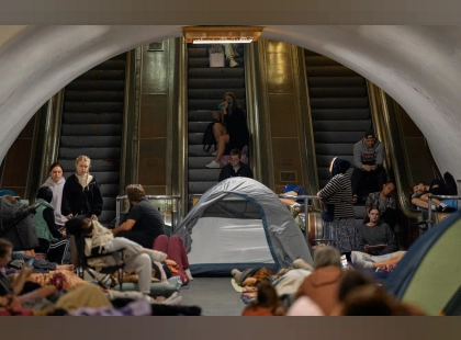 Росія вдарила по Києву балістикою: є влучання та пожежі
