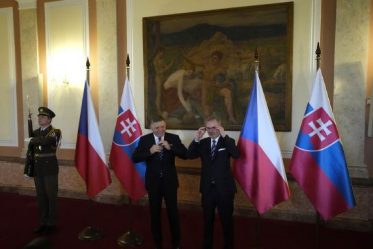 Між Чехією та Словаччиною виник конфлікт через розбіжності у поглядах Філи і Фіцо: деталі (GlavPost)
