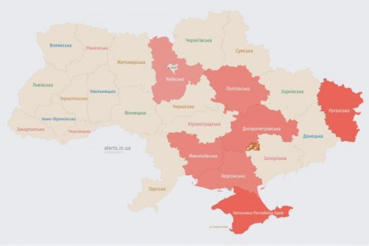 Ворожі безпілотники кружляють Україною: куди рухаються 18 квітня 2024 року (GlavPost)