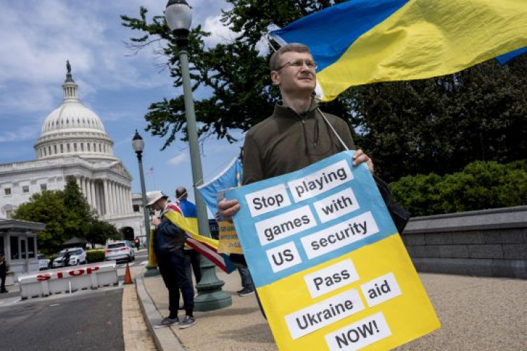 Наступний пакет допомоги Україні від США буде більшим за звичайний: в Politico повідомили про бронетехніку (GlavPost)