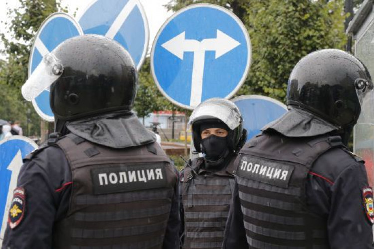 У Росії невідомі напали на поліцейських: є загиблі (GlavPost)