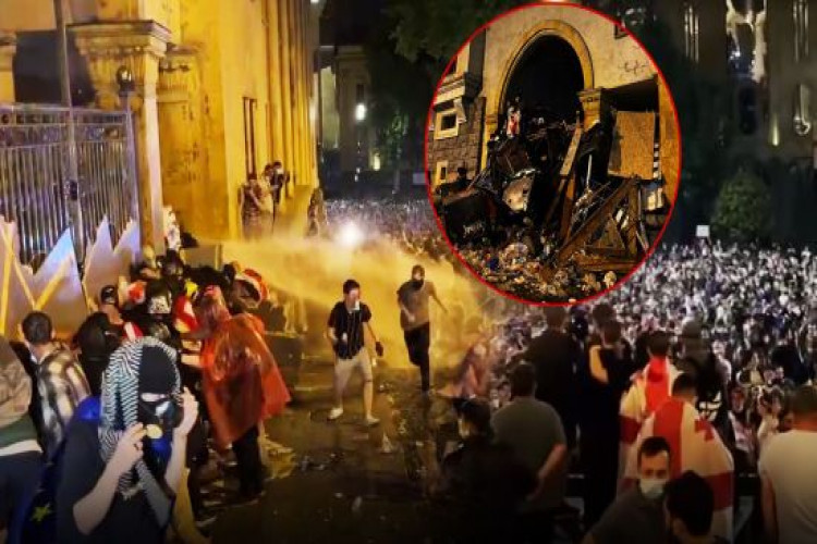 У Грузії справжнє пекло: що відомо про ситуацію в країні та масові протести (GlavPost)