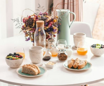 Святковий сніданок для найріднішої: що приготувати на День матері, щоб здивувати і порадувати, Новости, Видео, События, Суспільство