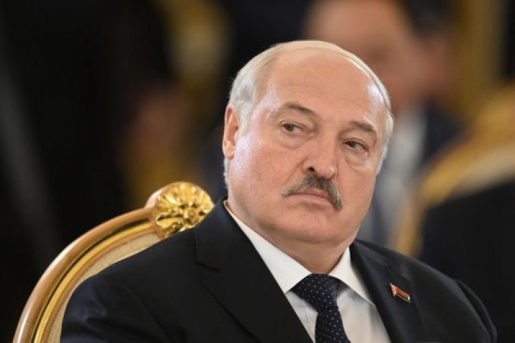 Лукашенко згадав про молитви і зробив заяву про "мир" в Україні (GlavPost)