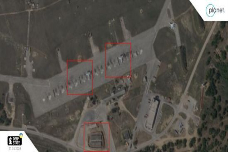 У Мережі з'явилися супутникові знімки аеродрому "Бельбек" після ракетного удару (GlavPost)